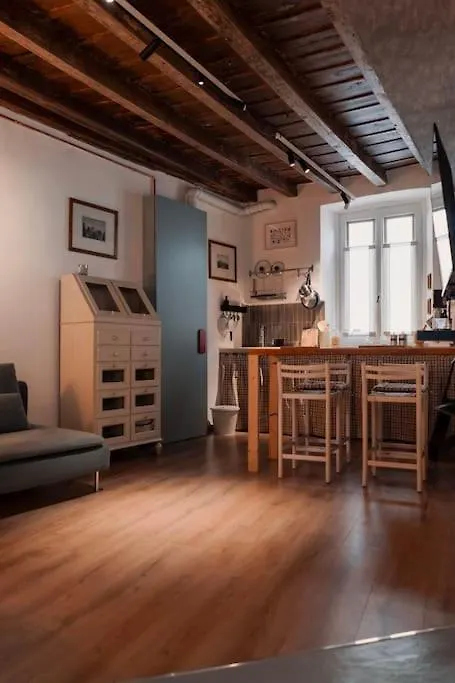 Il Centro Di Bergamo Apartment 0*,